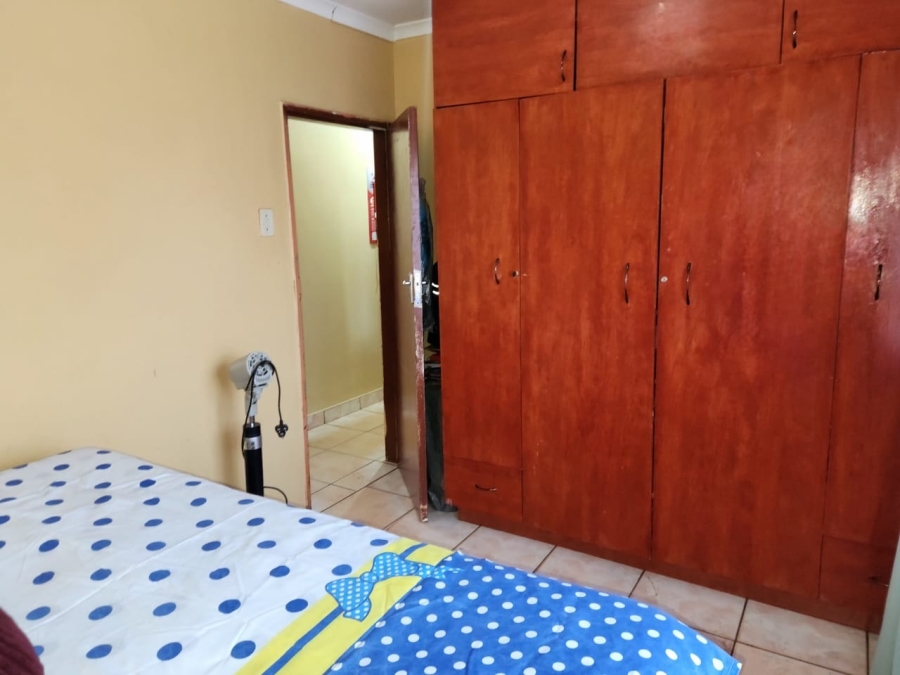 3 Bedroom Property for Sale in Geelhoutpark North West